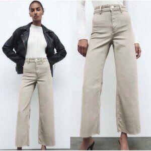 Zara Wide Leg Sailor Ecru Jeans Light Khaki Size 10 Stretchy Pants Raw Hem